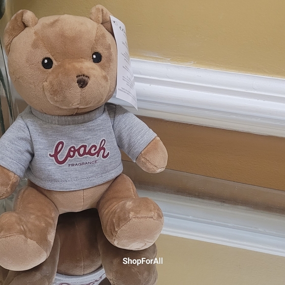 Coach - Picture 7 of 7